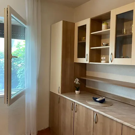 Montarossa Apartment, Sarajevo, Grbavica Daire